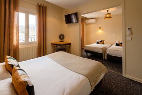 L'Aptois Hotel