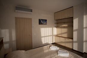 Panoramic Apartments S16