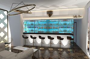 Deluxe Istanbul Resort Hotel