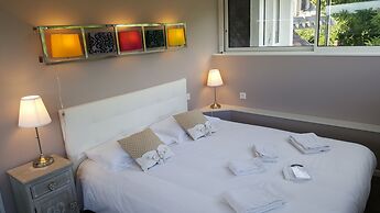 Castel Bayeux Guesthouse
