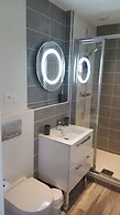 Castel Bayeux Guesthouse