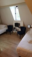 Castel Bayeux Guesthouse