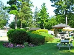 Wasaga Beach Inn And Cottages