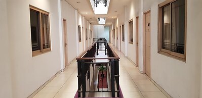 Hotel DeQur Jakarta Kota