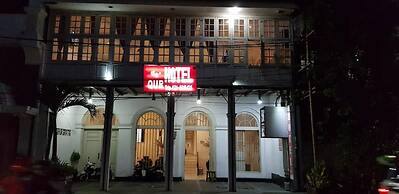 Hotel DeQur Jakarta Kota