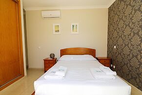 C7 - 3 Bed Luxury Penthause by DreamAlgarve