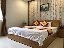Chu Long Hotel