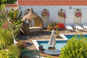 Beau Vallon Holiday Apartments