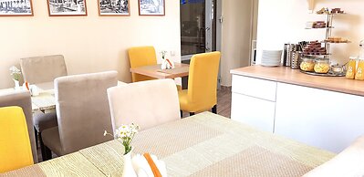 Hotel Plutus