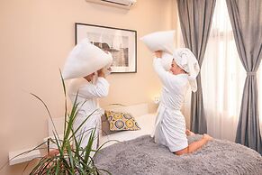 Hotel Plutus