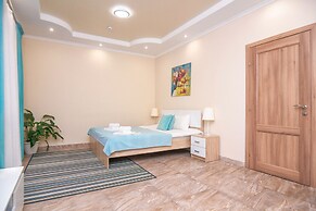 Hotel Plutus