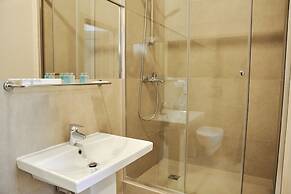 Hotel Plutus