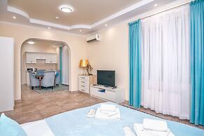 Hotel Plutus