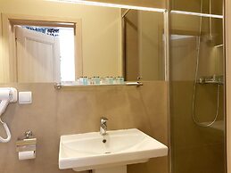 Hotel Plutus