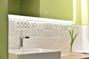 MOMENTS Boutique Hotel