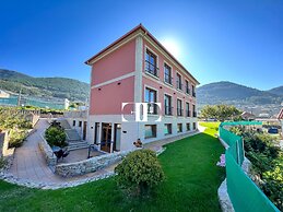 Hotel A Raíña