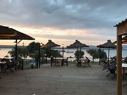 Red's Bungalow