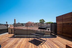 Portou House