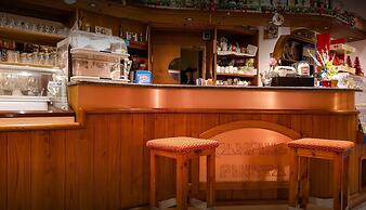 Camping Hotel La Pineta