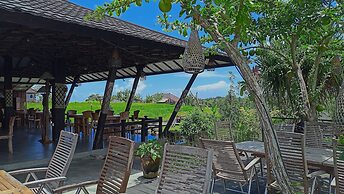 Umadhatu Resort