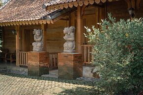 Umadhatu Resort