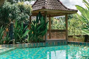 Umadhatu Resort