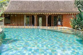 Umadhatu Resort