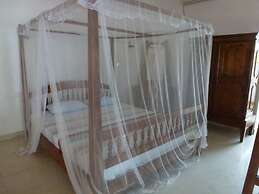Samaru Beach House