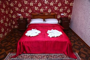 AVAGYAN'S Hotel - Restaurant