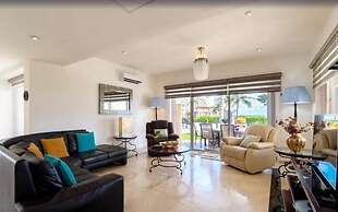 Beachfront Homes by Playa Paradise