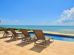 Beachfront Homes by Playa Paradise