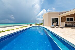 Beachfront Homes by Playa Paradise