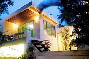 At-Pran Sunrise Beach Resort