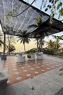 At-Pran Sunrise Beach Resort