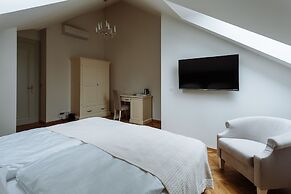 High Heaven Residence