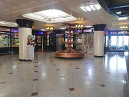 Gaya Hotel