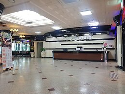 Gaya Hotel