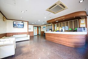 Kang Neung Dong-a Hotel