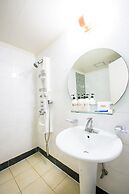 Kang Neung Dong-a Hotel
