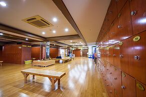 Kang Neung Dong-a Hotel