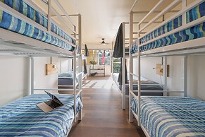 Mad Monkey Coogee Beach Hostel