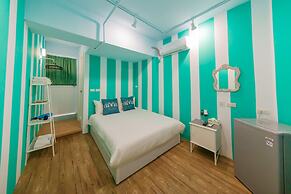 I Hi Hotel