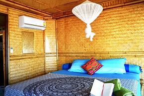Deep House Seaview