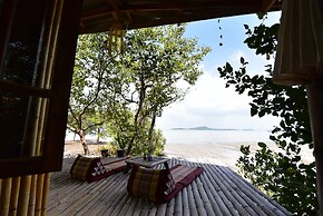 Deep House Seaview