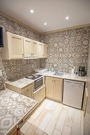 CALLIOPE MAILLE STUDIOS & APARTMENTS