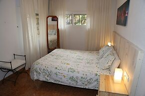 Villa Ana Apartments