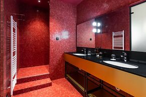 Stories Boutique Hotel