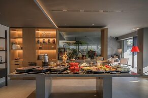 Evanik Chic Hotel