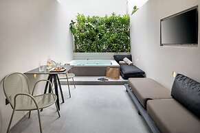 Evanik Chic Hotel