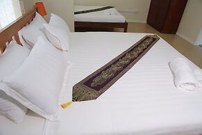 Entebbe Palm Hotel